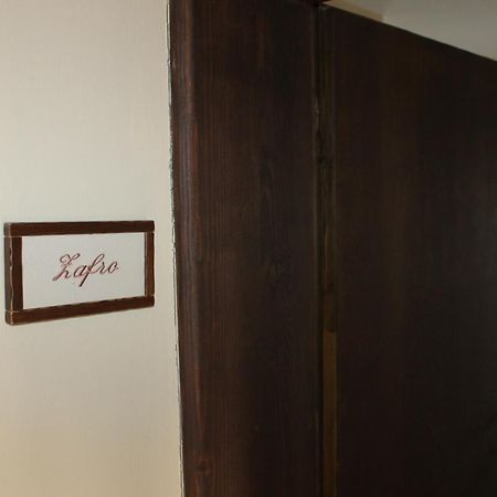 Rooms & Apartment Vinia 别洛瓦尔 客房 照片